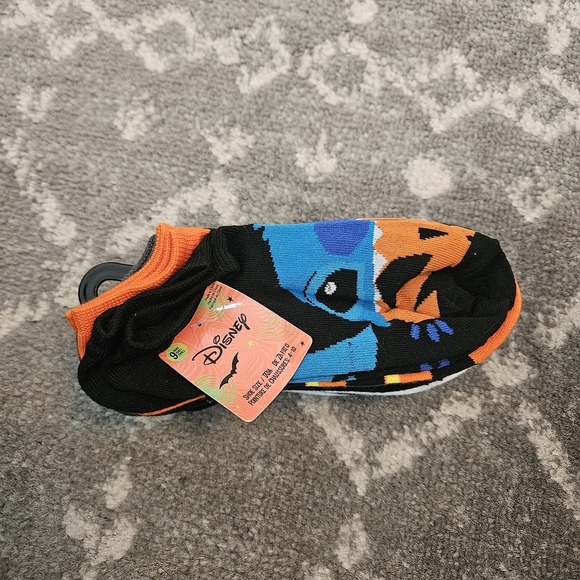 Disney Accessories - Disney Lilo Stitch Halloween Womens  9 Pair No Show Socks Pumpkin Candy NEW 4-10